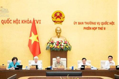 Ủy ban Thường vụ Quốc hội cho ý kiến về Luật Đất đai (sửa đổi) tại phiên họp thứ bảy