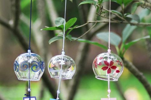 Những vật phẩm phong thủy nên treo trước cửa nhà để chiêu tài, tránh điềm xấu