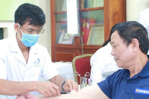 Trên 50% người dân cả nước đã được khám sức khỏe định kỳ miễn phí