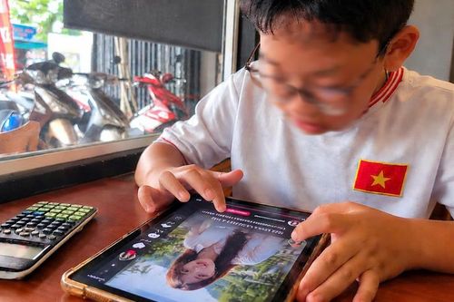 Mê phim ngắn AI, chuyên gia cảnh báo tâm lý thích thỏa mãn tức thời