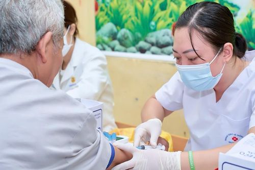 Bộ Y tế gỡ vướng chi tiết trong triển khai khám sức khỏe định kỳ miễn phí toàn dân