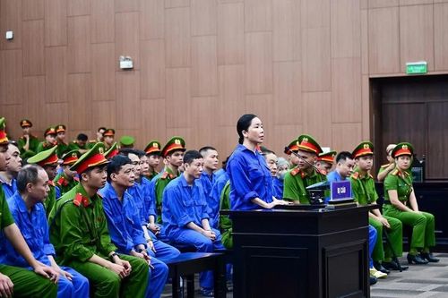 Điều dưỡng Viện Pháp y tâm thần Trung ương kể về những nỗi khổ tại phiên tòa