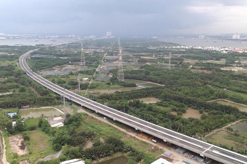 Tăng tốc nhiều dự án liên vùng phía Nam