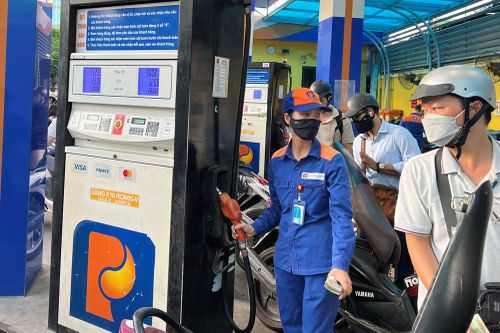 Kéo dài ưu đãi thuế xăng dầu đến hết năm 2026