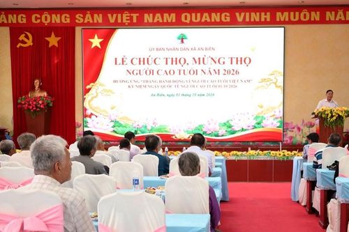 An Giang: Xã An Biên chúc thọ, mừng thọ cho 578 người cao tuổi
