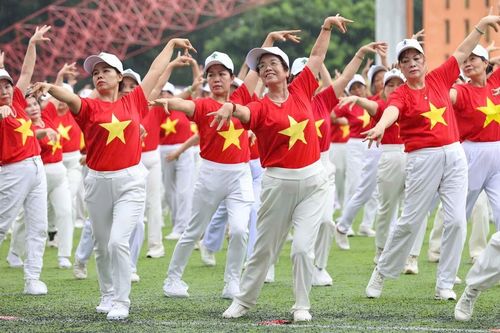 Kỷ nguyên trường thọ: Thiết kế lại xã hội già hóa