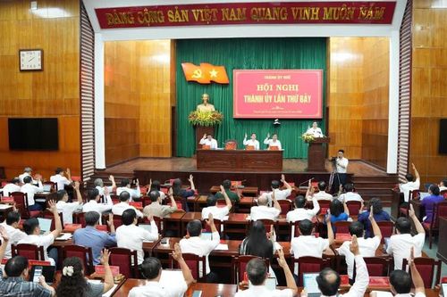 Thành ủy Huế yêu cầu thực hiện bằng được kịch bản tăng trưởng hai con số