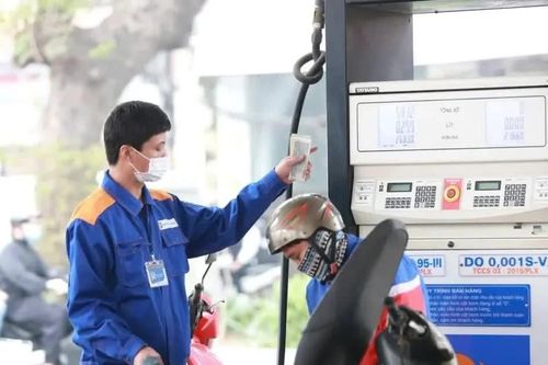 Giá xăng tăng nhẹ, dầu diesel giảm từ 15 giờ ngày 1-10