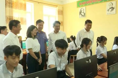 Quảng Trị tiếp nhận hơn 1,1 tỷ đồng hỗ trợ an sinh xã hội tại xã Bố Trạch
