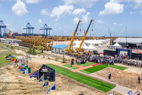 Châu Phi khởi công nhà máy lọc dầu 16 tỷ USD tại Kenya