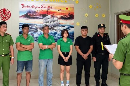 Lật tẩy đường dây 'hô biến' gần 24.000 tấn phân bón giá rẻ thành hàng 'Bỉ'