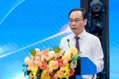 Tuyển sinh đại học 2026: Biến động mạnh, nhóm ngành nào lên ngôi?