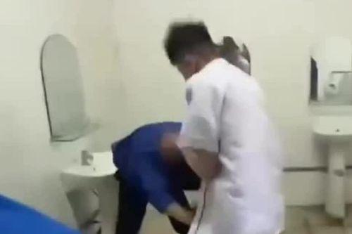 Vụ nam sinh lớp 12 bị đánh gãy xương mũi: Yêu cầu xử lý vụ việc theo nguyên tắc 6 rõ
