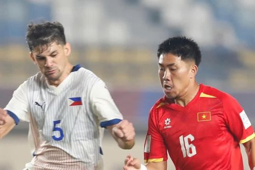 Ngô Đăng Khoa đang 'ngợp' ở tuyển Việt Nam?