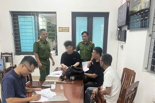 Bắt đối tượng truy nã đặc biệt nguy hiểm người nước ngoài