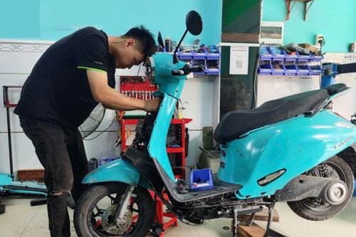 Khi mua xe máy điện cũ, cần kiểm tra những gì ngoài tình trạng pin?