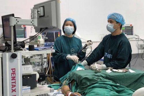 Bộ Y tế yêu cầu Bệnh viện Bệnh Nhiệt đới Trung ương không để thiếu thuốc, vật tư