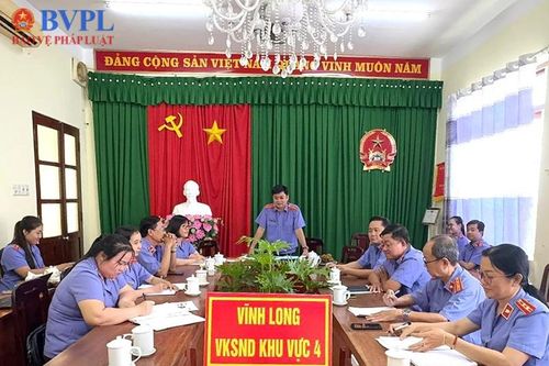 VKSND khu vực 4, tỉnh Vĩnh Long tổ chức hai phiên tòa hình sự rút kinh nghiệm