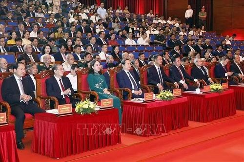 Chủ tịch Quốc hội dự Lễ kỷ niệm 150 năm Ngày sinh cụ Huỳnh Thúc Kháng