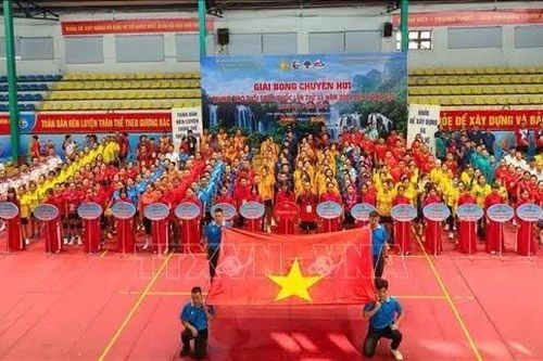 700 vận động viên tranh tài tại Giải Bóng chuyền hơi trung, cao tuổi toàn quốc