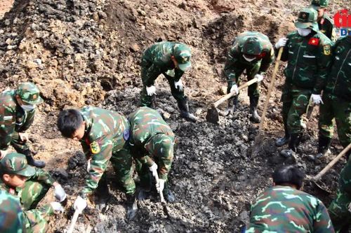 Chạy đua với thời gian để đưa các liệt sĩ trở về quê hương mình