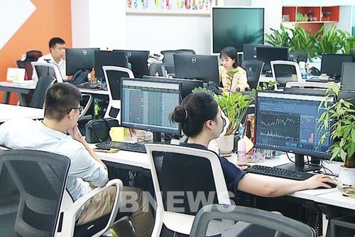 Giải mã áp lực 'sell-on-news' và kịch bản VN-Index tháng 10