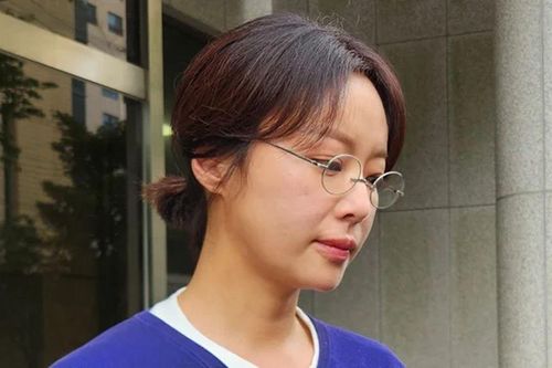 Hwang Jung Eum phẫu thuật thẩm mỹ 4 lần, diện mạo thay đổi chóng mặt