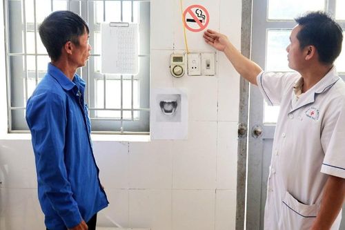 Xã Sì Lở Lầu đẩy khói thuốc ra khỏi bản làng vùng biên