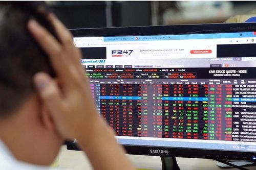 Lãi suất margin 'ghìm chân' chứng khoán?