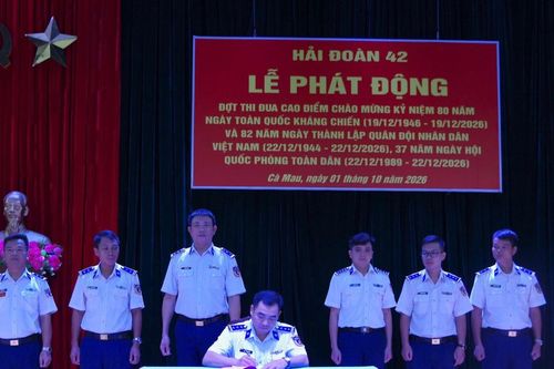 Hải đoàn 42 phát động Đợt thi đua cao điểm chào mừng các ngày kỷ niệm của đất nước, quân đội