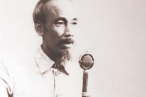 Chủ tịch Hồ Chí Minh với khát vọng ấm no, hạnh phúc của nhân dân