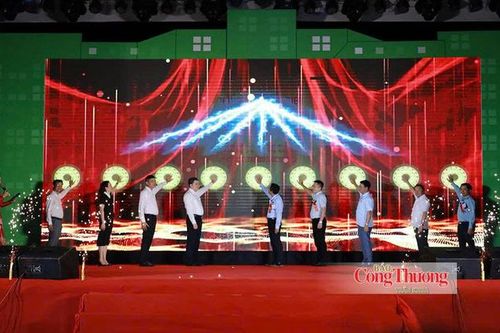 Khai mạc Hội chợ triển lãm hàng công nghiệp nông thôn tiêu biểu khu vực phía Bắc năm 2026