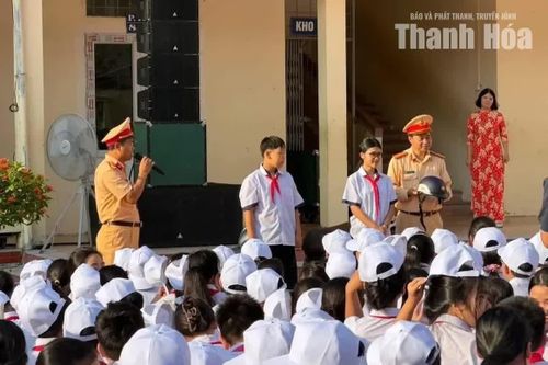 Triển khai đồng loạt các biện pháp bảo đảm an toàn giao thông cho học sinh