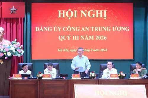 Lực lượng công an cần chuyển mạnh từ ứng phó sang chủ động dự báo, phòng ngừa