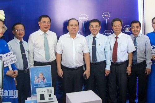 An Giang giới thiệu nhiều giải pháp công nghệ số