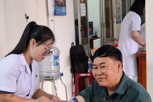 Đẩy nhanh tiến độ khám sức khỏe miễn phí