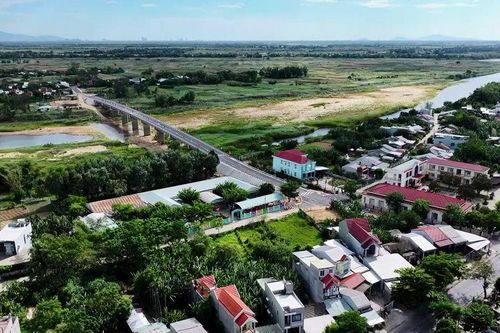 Lan tỏa phong trào hiến đất mở đường