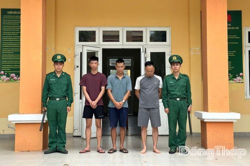 Lực lượng Biên phòng bắt giữ đối tượng nhập cảnh và vận chuyển hàng hóa trái phép trái phép
