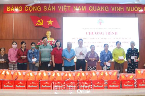 Phường Tây Nha Trang tổ chức các hoạt động nhân Ngày Quốc tế Người cao tuổi