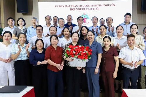 Người cao tuổi nhớ lời Bác dạy: Tuổi cao, chí càng cao