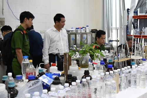 Khởi tố hàng loạt giám đốc, viện trưởng vụ làm sai lệch kết quả quan trắc môi trường