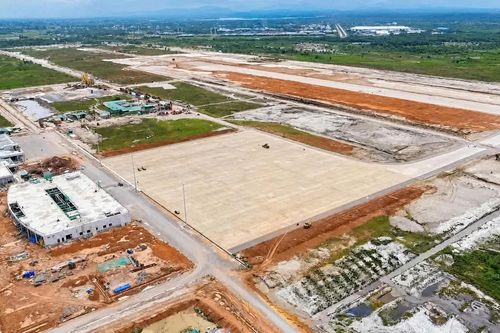 Gấp rút đấu nối đường điện 110kV phục vụ sân bay Quảng Trị