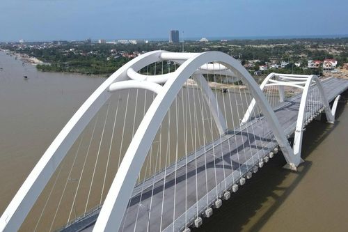 Quảng Trị: Cầu Nhật Lệ 3 chạy nước rút, nỗ lực thông xe cuối năm