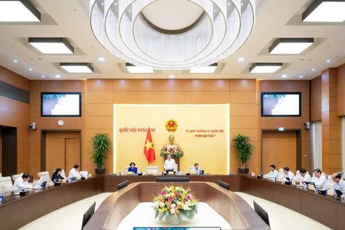 Cơ quan thẩm tra dự án luật phải thể hiện rõ chính kiến, lập luận