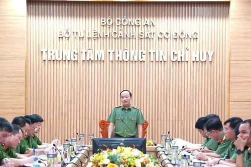 Tập trung xây dựng lực lượng Cảnh sát cơ động tiến thẳng lên hiện đại