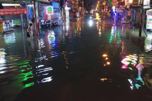TPHCM tiếp tục có mưa dông, mưa lớn cục bộ trong những ngày đầu tháng 10