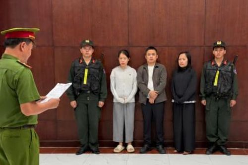 Công an TPHCM:  Khởi tố 'nguồn cung' thực phẩm giảm cân chứa chất cấm cho Ngân 98 bán ra thị trường