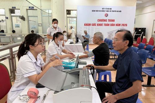 Bộ Y tế gỡ 11 vướng mắc trong khám sức khỏe miễn phí toàn dân