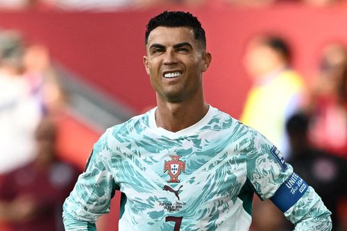 Nghi vấn HLV Bồ Đào Nha không muốn vẫn bị ép gọi Ronaldo