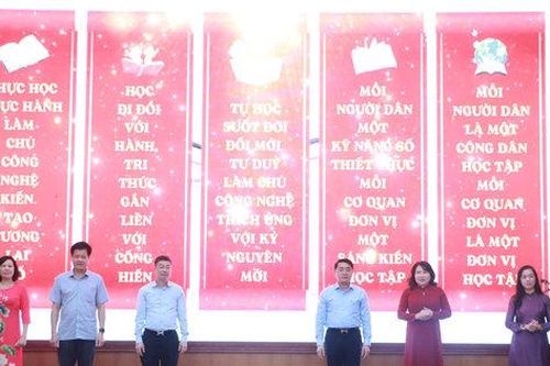 Phường Tây Hồ lan tỏa tinh thần học tập suốt đời trong kỷ nguyên số